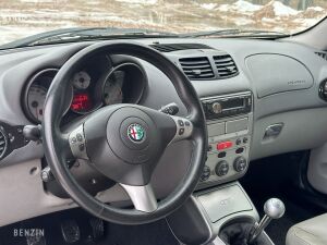 Alfa Romeo GT 2.0 JTS 1ère main - 2005