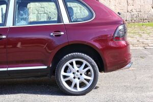 Porsche Cayenne S - 2005