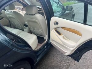 Jaguar S-Type 3.0 V6 - 2001