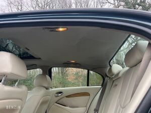 Jaguar S-Type 3.0 V6 - 2001