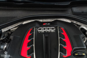Audi RS6 C7 Performance - 2016*Flash