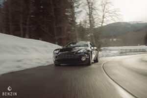 Aston Martin Vanquish S - 2007