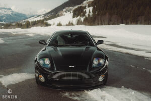 Aston Martin Vanquish S - 2007