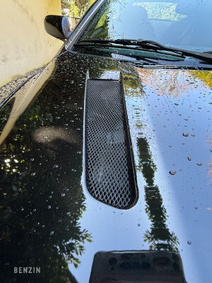 Aston Martin Vanquish S - 2007