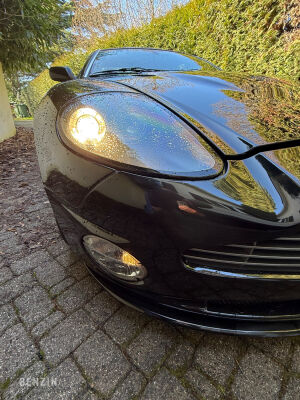 Aston Martin Vanquish S - 2007