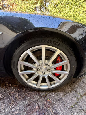 Aston Martin Vanquish S - 2007