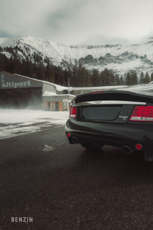 Aston Martin Vanquish S - 2007