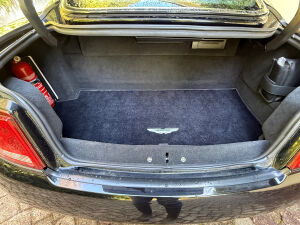 Aston Martin Vanquish S - 2007