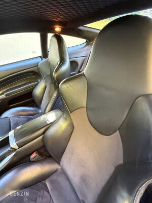 Aston Martin Vanquish S - 2007