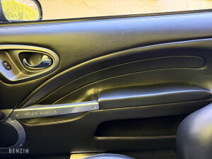 Aston Martin Vanquish S - 2007