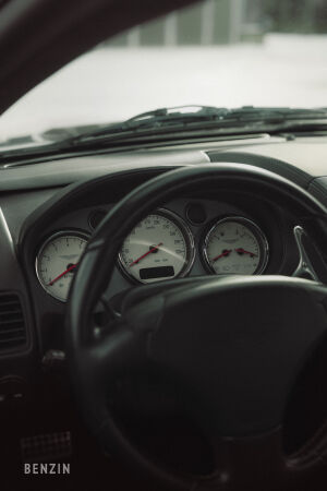 Aston Martin Vanquish S - 2007