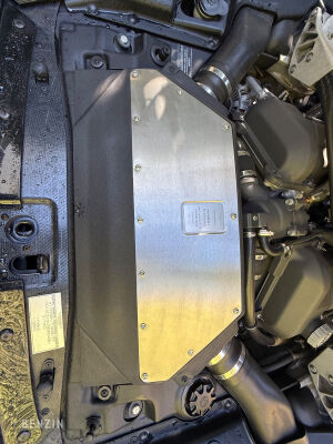 Aston Martin Vanquish S - 2007