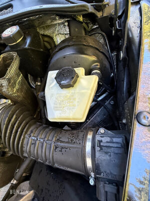 Aston Martin Vanquish S - 2007