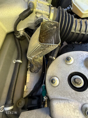 Aston Martin Vanquish S - 2007