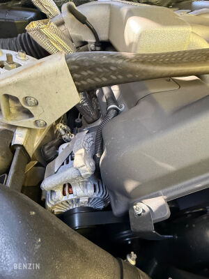 Aston Martin Vanquish S - 2007