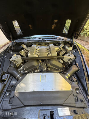 Aston Martin Vanquish S - 2007