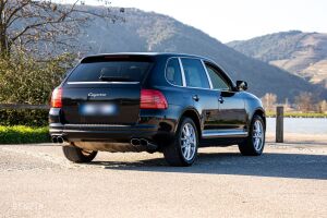 Porsche Cayenne - 2006