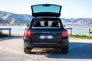 Porsche Cayenne - 2006