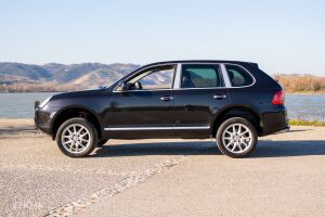 Porsche Cayenne - 2006