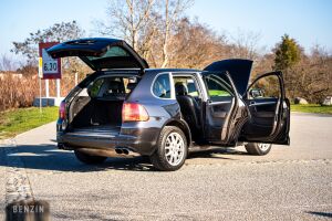 Porsche Cayenne - 2006