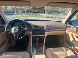 BMW 525i e39 - 2001