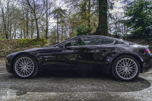 Aston Martin V8 Vantage 4.7 - 2010