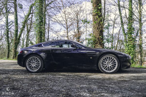 Aston Martin V8 Vantage 4.7 - 2010