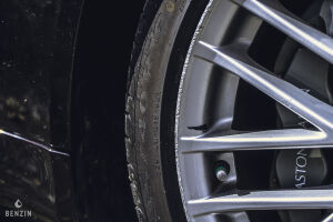 Aston Martin V8 Vantage 4.7 - 2010