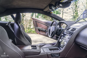 Aston Martin V8 Vantage 4.7 - 2010