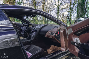 Aston Martin V8 Vantage 4.7 - 2010