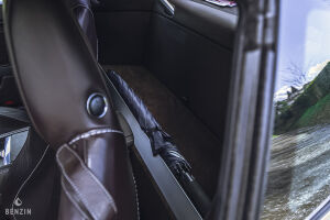 Aston Martin V8 Vantage 4.7 - 2010