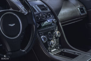 Aston Martin V8 Vantage 4.7 - 2010