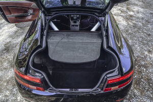 Aston Martin V8 Vantage 4.7 - 2010