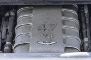 Aston Martin V8 Vantage 4.7 - 2010