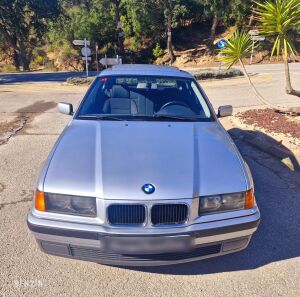 BMW 318ti e36 1ère main - 1996