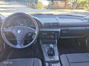 BMW 318ti e36 1ère main - 1996