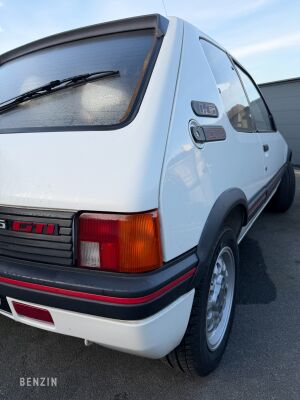 Peugeot 205 GTI 1.6 105 - 1984