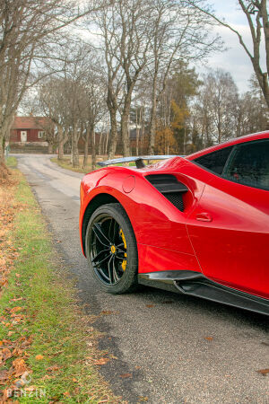Ferrari 488 GTB - 2016
