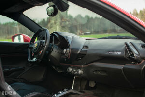 Ferrari 488 GTB - 2016