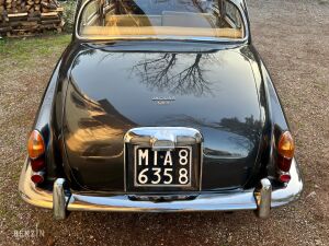 Jaguar 3.8 S-Type - 1966
