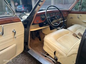 Jaguar 3.8 S-Type - 1966