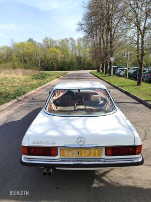 Mercedes-Benz 350 SLC - 1974