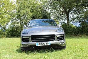Porsche Cayenne Turbo - 2015