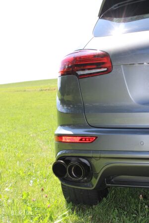 Porsche Cayenne Turbo - 2015