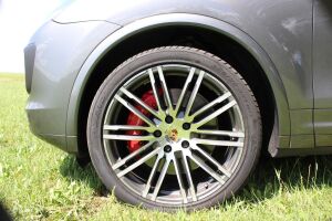 Porsche Cayenne Turbo - 2015