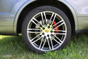 Porsche Cayenne Turbo - 2015