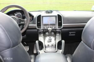 Porsche Cayenne Turbo - 2015