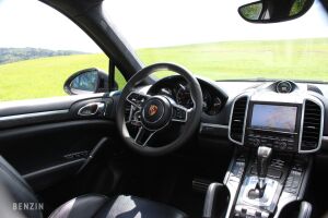 Porsche Cayenne Turbo - 2015