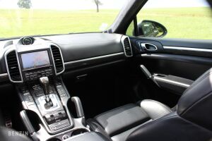 Porsche Cayenne Turbo - 2015