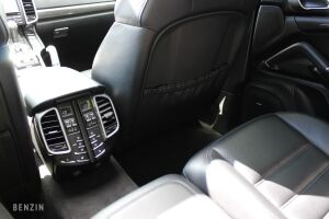 Porsche Cayenne Turbo - 2015